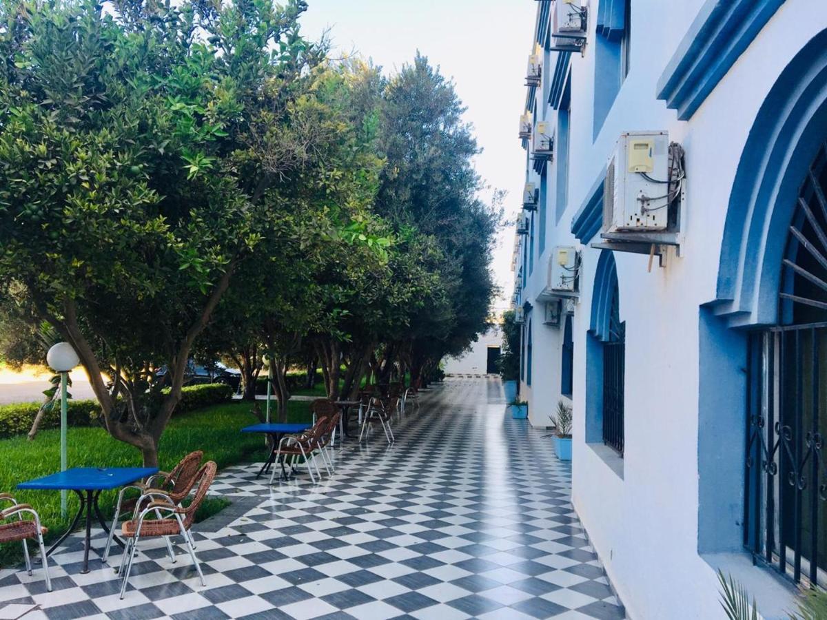 Hotel Ribis Ait Melloul  Екстер'єр фото